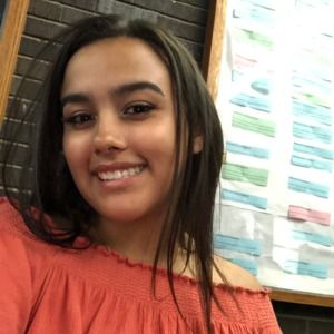 Meet your Posher, Chloe